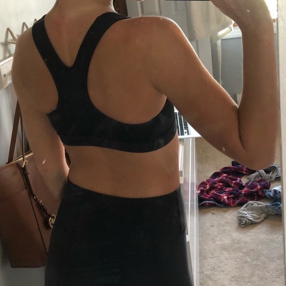 Nike Sports bra - Picture 2 of 3